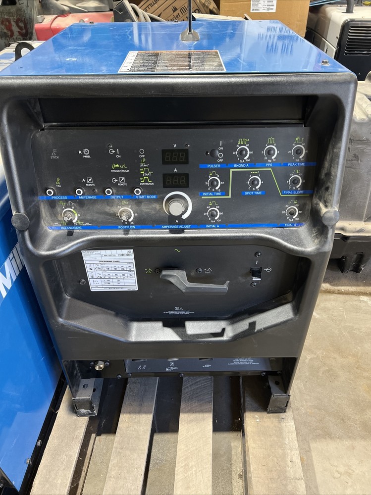 Miller Synrowave 250DX New 907194