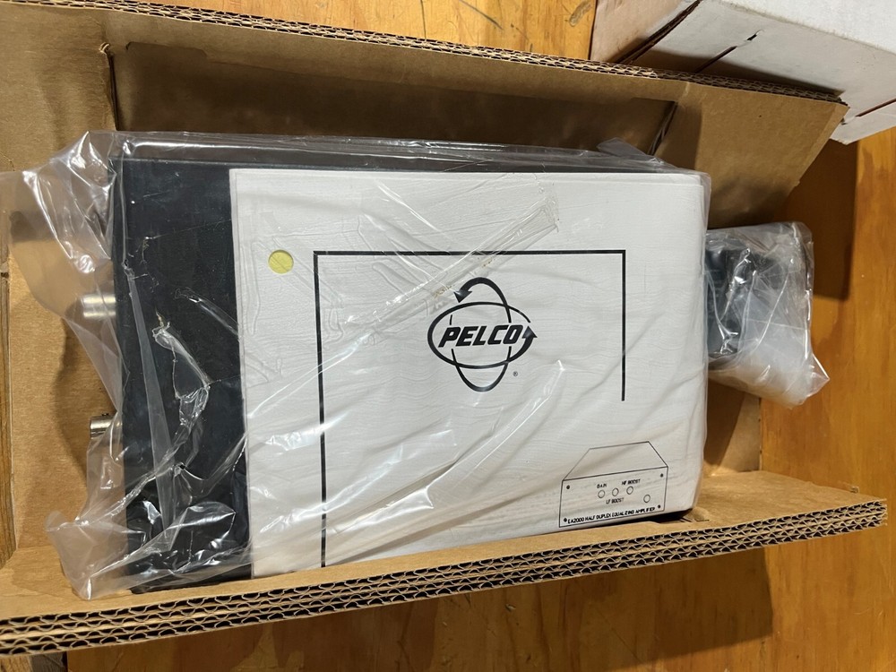 Pelco EA2000 Video Equalizer (open box)