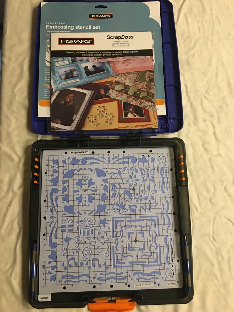 Fiskars ScrapBoss Embossing System with 7 additional Stencil Sets ⭐️