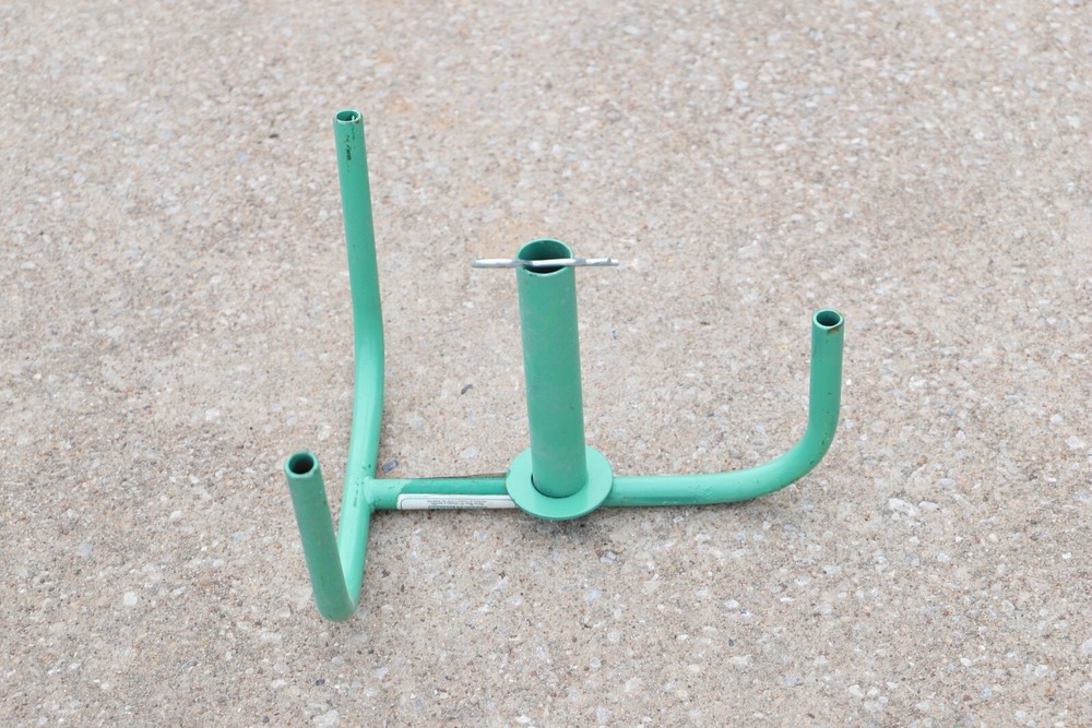 GREENLEE ROPE STAND