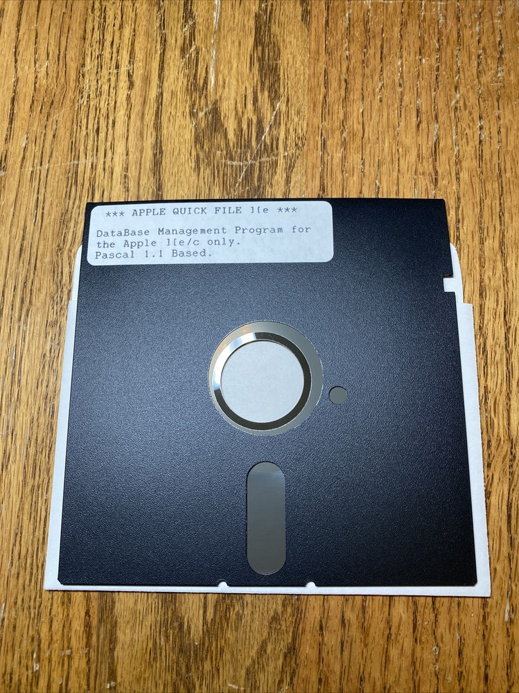 Apple IIe IIc Software QuickFile Pascal 1.1 5.25” Floppy Disk