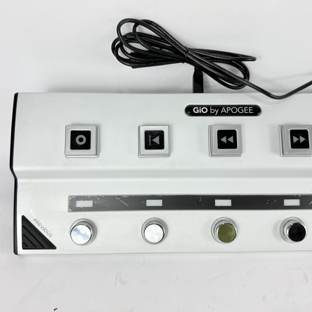 Apogee Silver Gio USB Stomp Interface Pedalboard Footcontroller Guitar FX