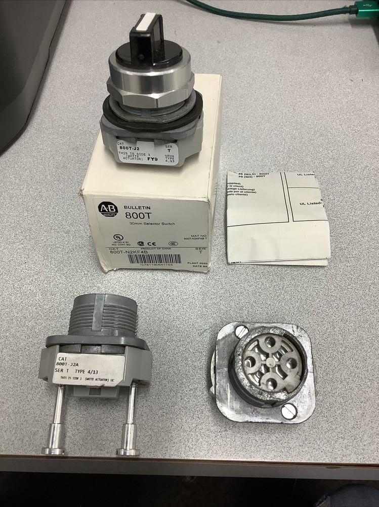 Allen Bradley 800T Selector Switch Lot