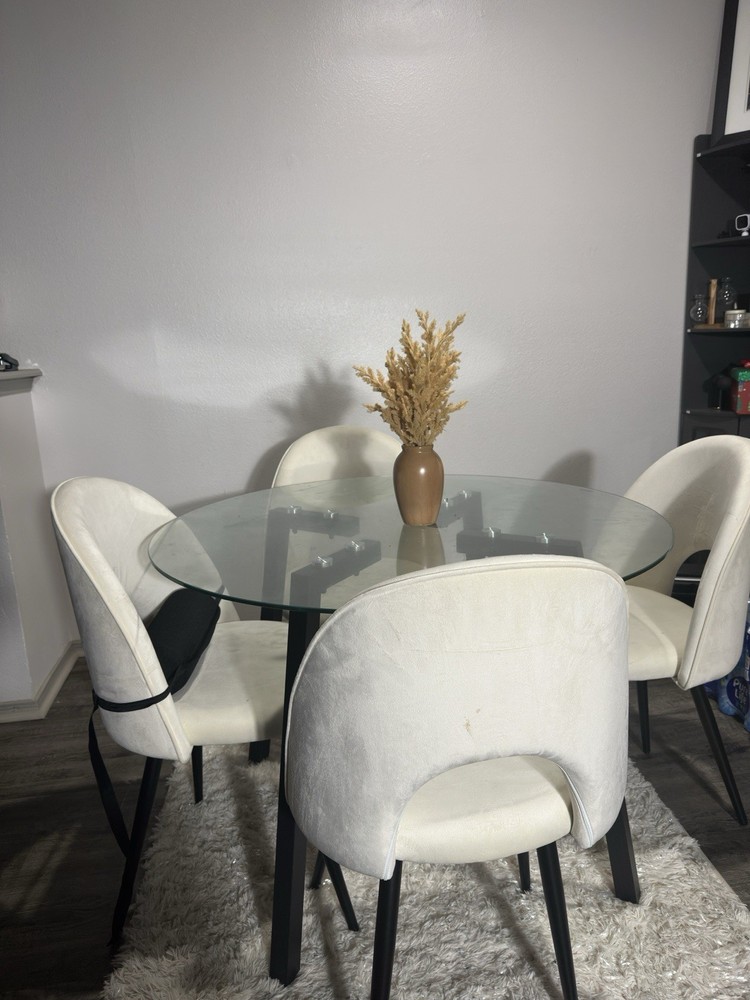 Round Glass Dining Set 42”
