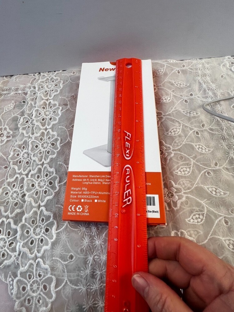 Headphone Stand Black New Bee NIB Never Used