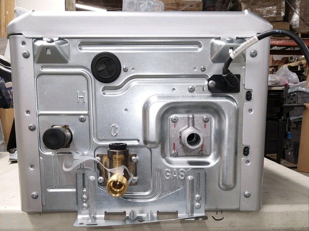 Rinnai RE160IP Internal Tankless Water Heater 160k Btu 6.6 gpm max PROPANE