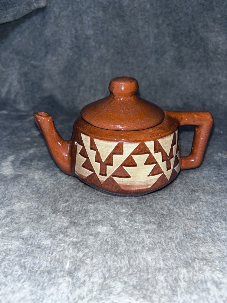 Brown Pottery Tea Pot, With Design