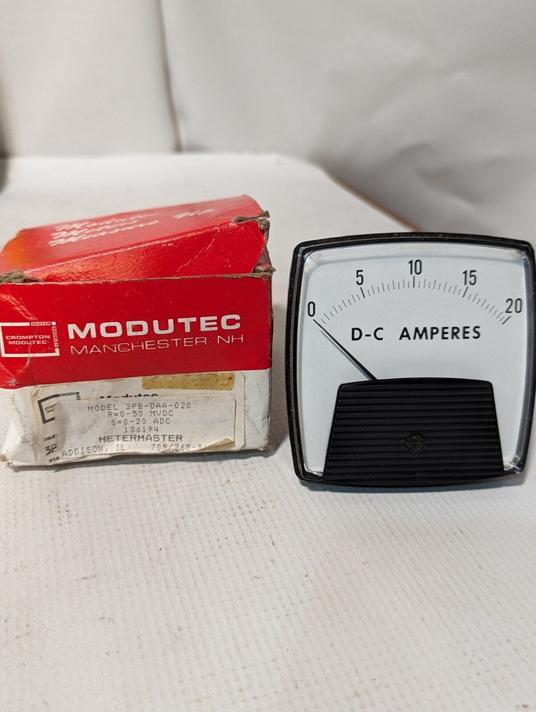 Modutec (Crompton) 3PB-DAA-020, D-C Amperes Panel Meter, 0 - 20 Amp Scale
