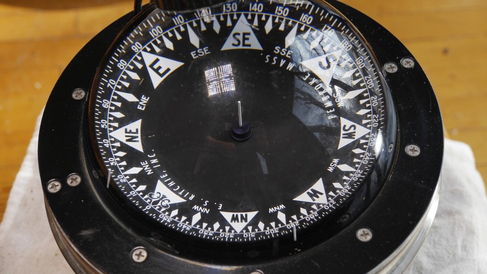 Ritchie 6" Globemaster Binnacle Navigation Compass (with hood) 12v Backlight