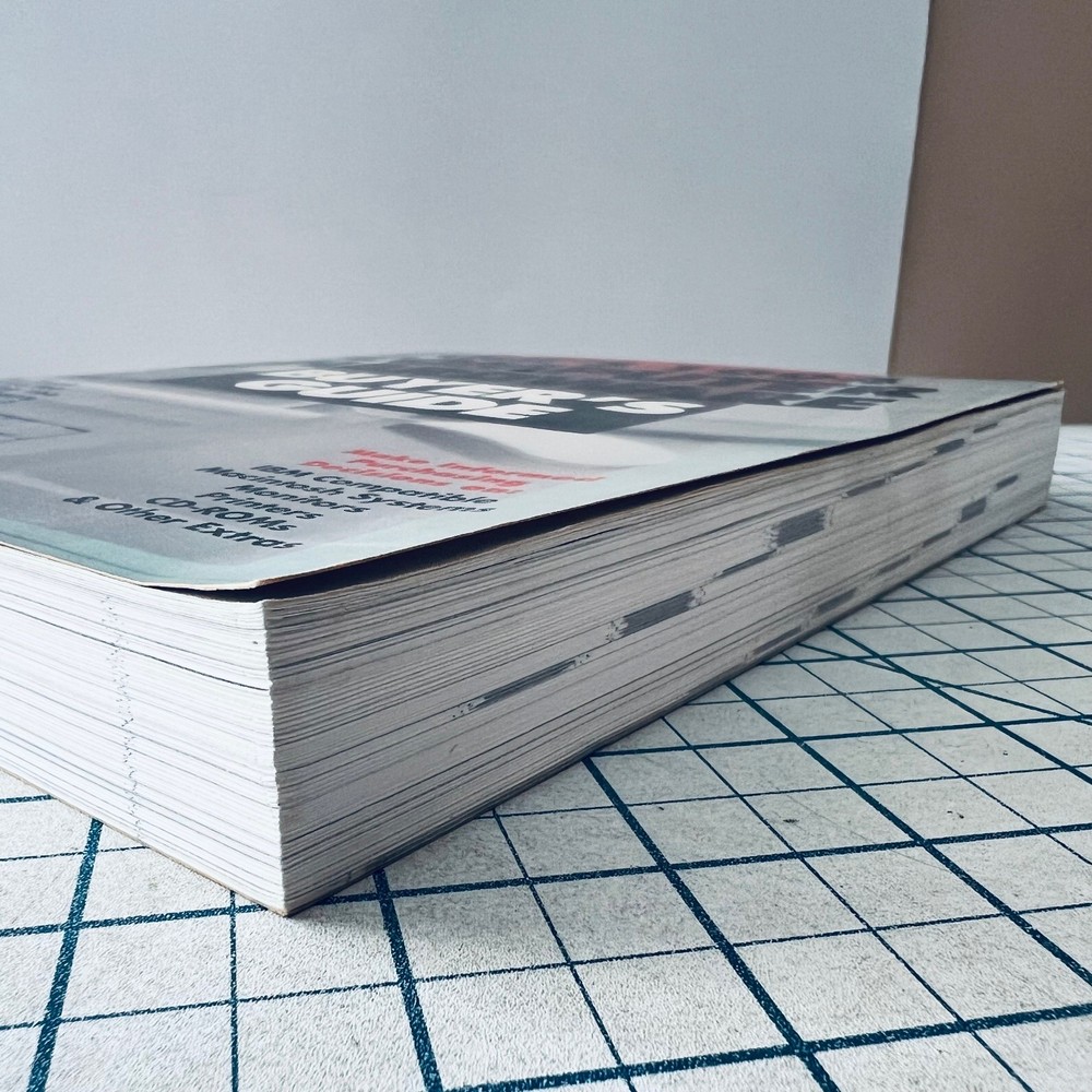 Que's 1994 Computer Hardware Buyer's Guide Book IBM Mac Vintage PC Computing