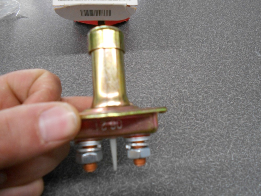 Standard SS525 Starter Switch. For 12 volt systems. New Old Stock!