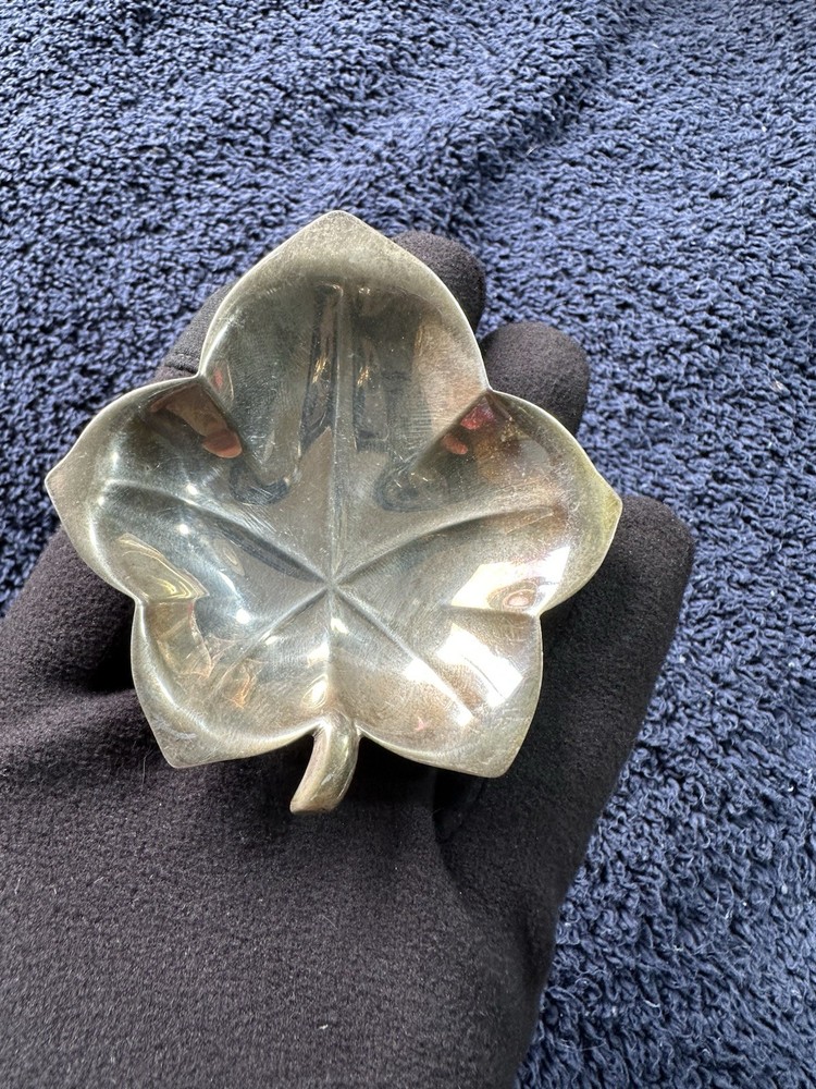 Tiffany & Co. Makers Sterling Silver Leaf Shape Trinket Nut Candy Dish Signed