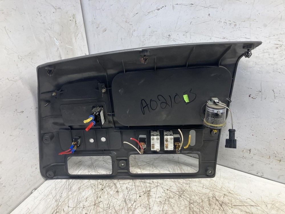 1998-2010 Sterling L8511 GAUGE AND SWITCH Dash Panel - Used