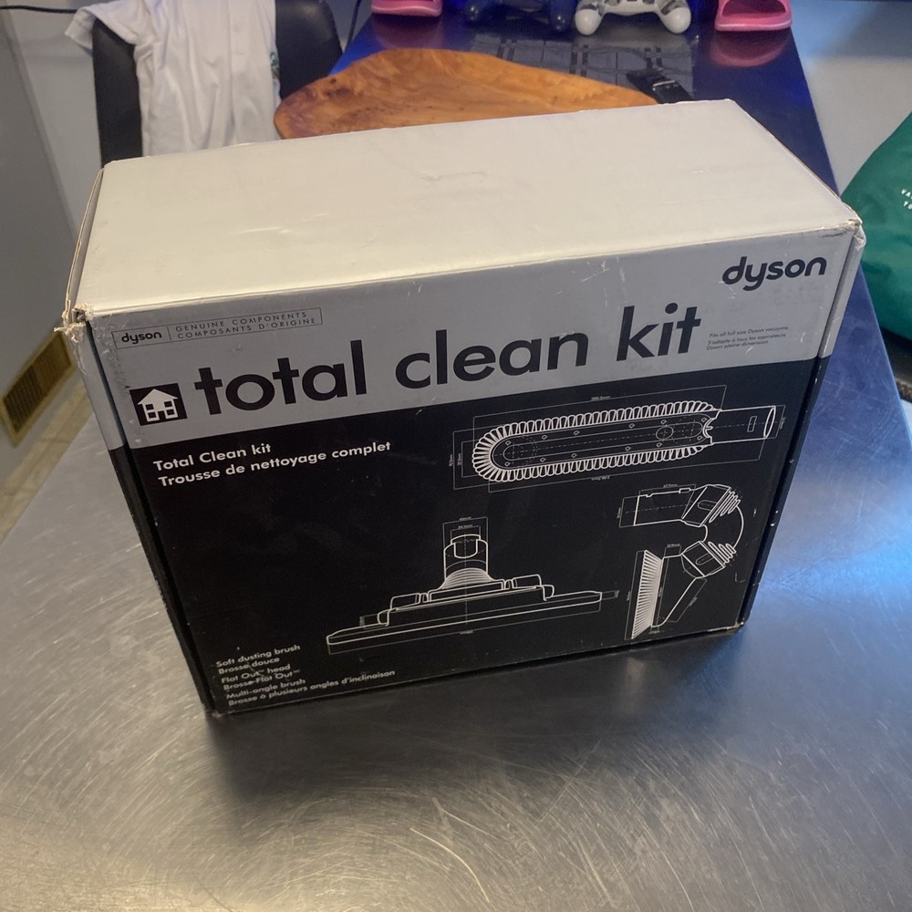 Dyson Total Clean Kit - 3pcs - Dusting Brush, Flat Out Head, Multi-Angle Brush
