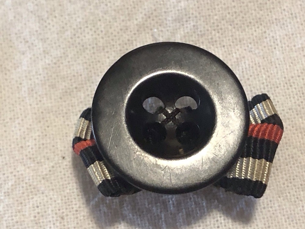 P231 - Original WWII German - Buttonaire - 2 Place - Medium