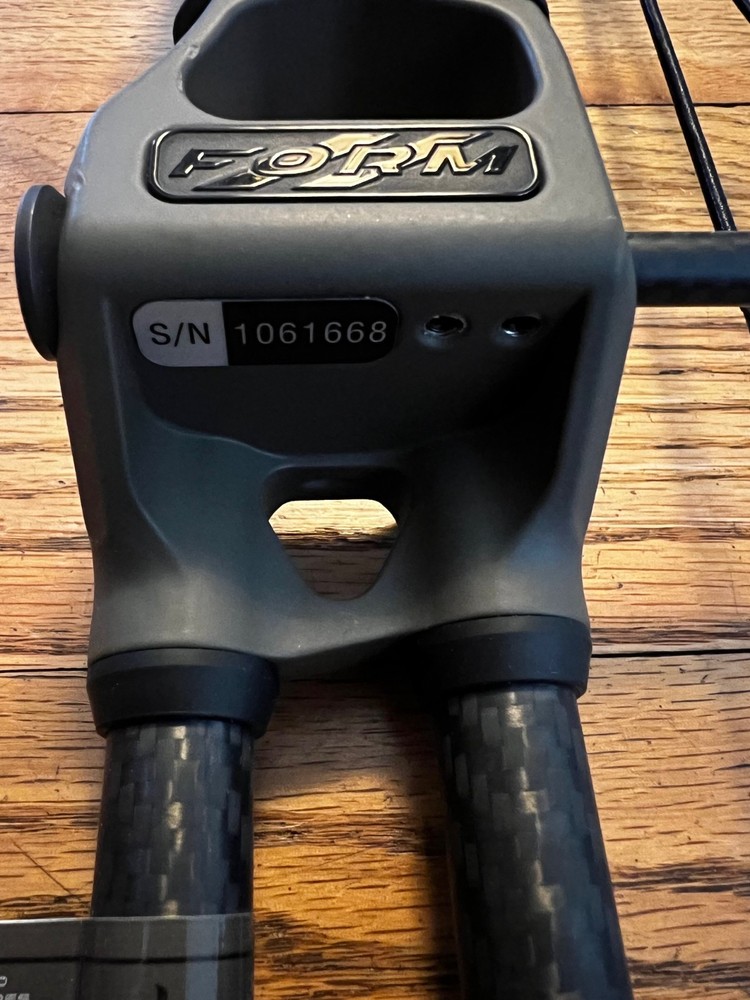 Prime Form 30 70lb Compound Bow