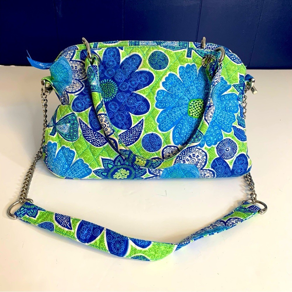 Vera Bradley Chain Bag in Doodle Daisy