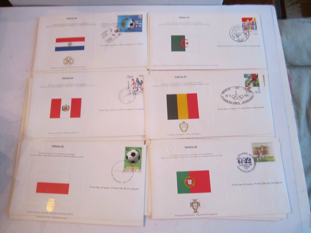 (49) MINT 1982 WORLD CUP STAMP FIRST DAY ISSUE COVERS - ESPANA - IN BOX - & COA
