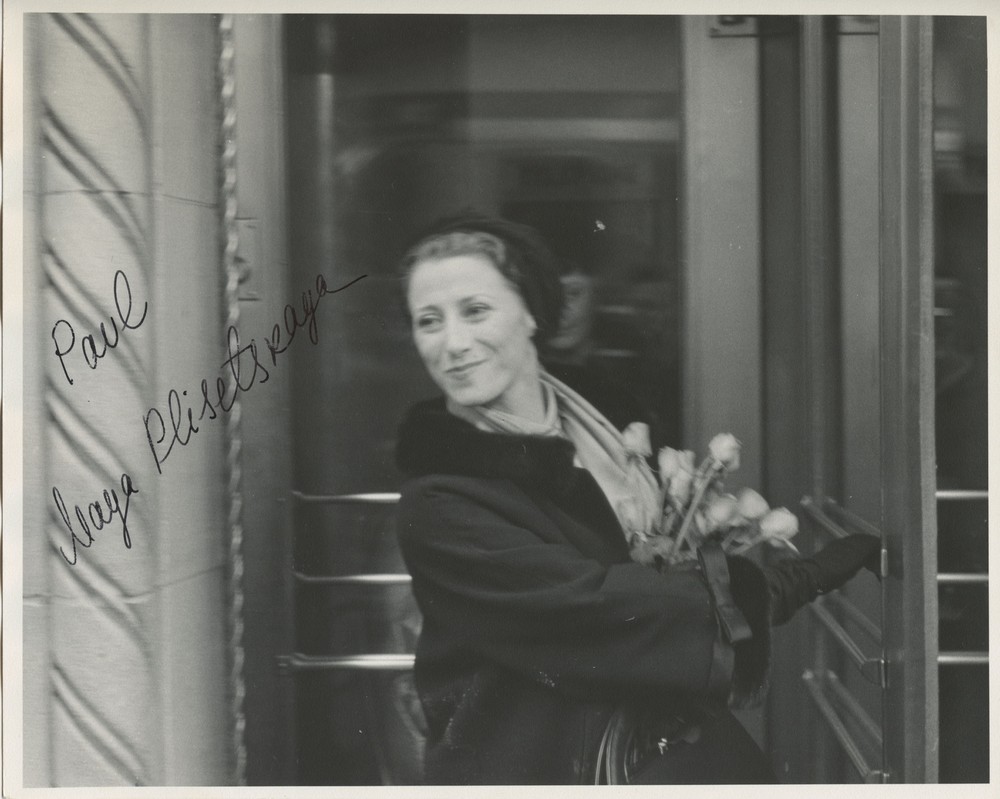 Maya PLISETSKAYA (Ballet): Signed Photograph