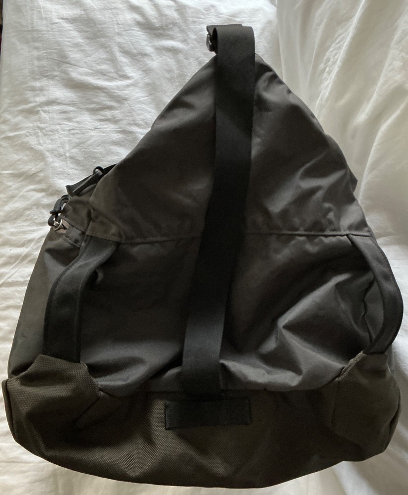 NEW Gregory Stash Duffle 95 Bag Shadow Black EXCELLENT