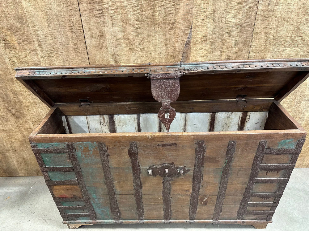 Vintage Wood Trunk.