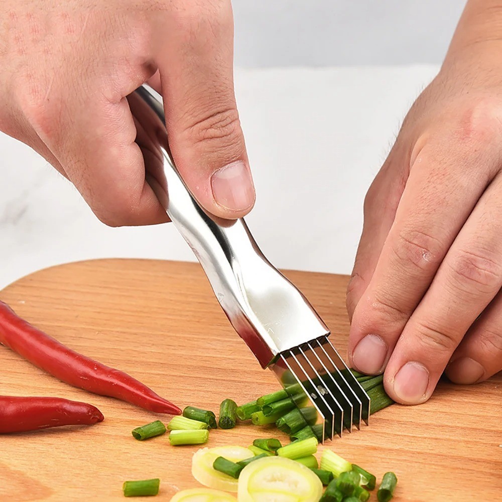 Onion Garlic Cutter Knife Vegetable Slicer Shredder Crusher Multi-Function Kitch