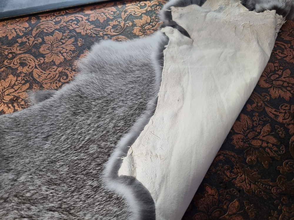 Rabbit Pelt - Grey
