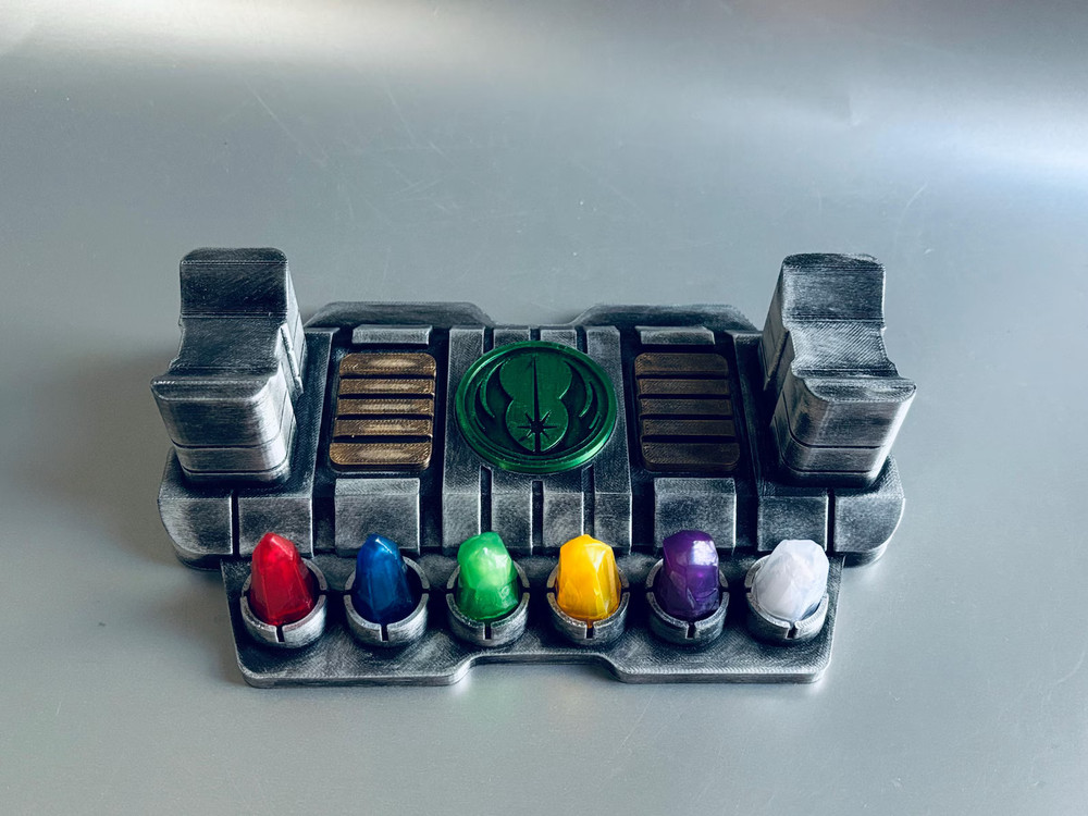 Kyber Crystal & Lightsaber Display Stand - CHOOSE DESIGN - Galaxy's Edge