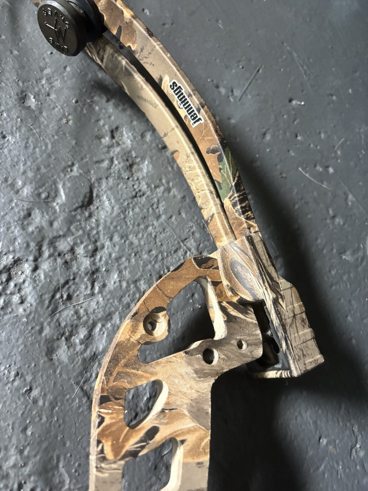 Jennings Buckmaster 2000 Compound Bow 2000 60# 28”