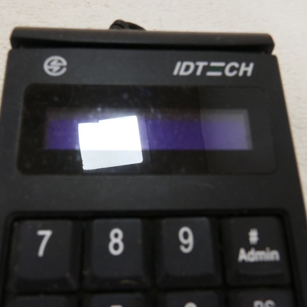 ID TECH SREDKey Key Pad + USB MagStripe Reader Credit Card Reader