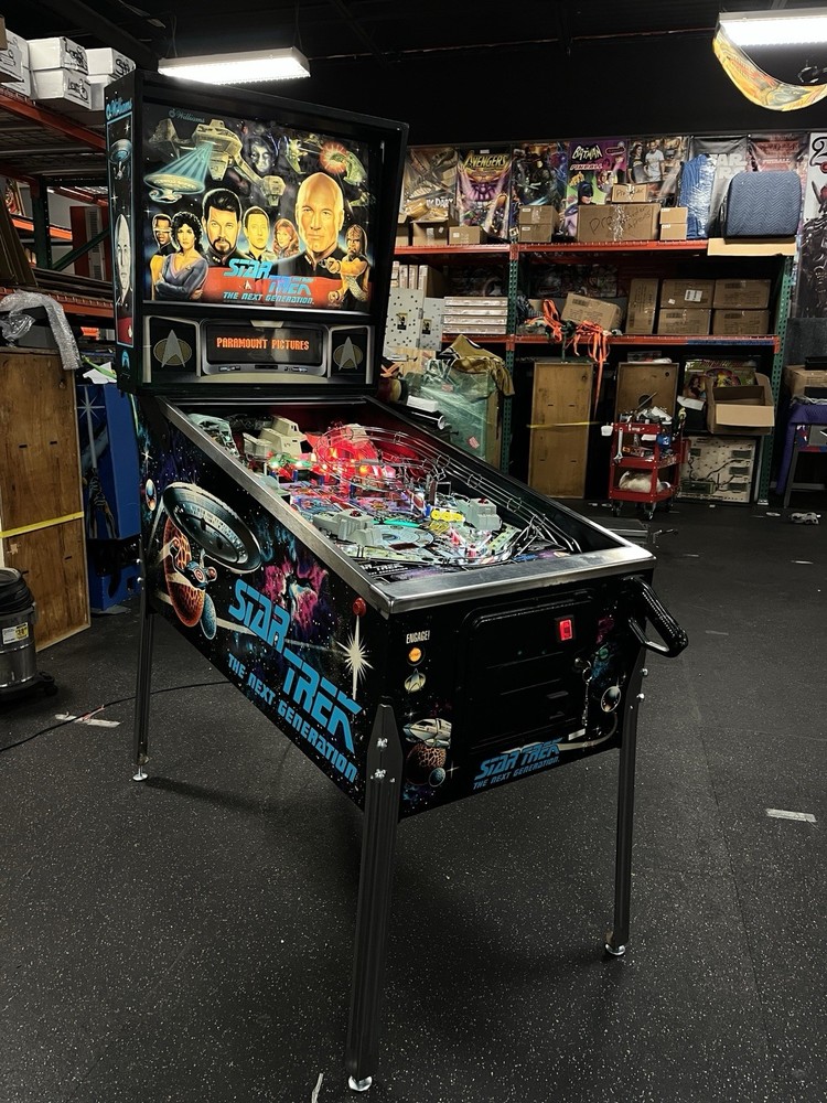 STAR TREK NEXT GENERATION PINBALL MACHINE A BEAUTY FULLY REFURBUSHED