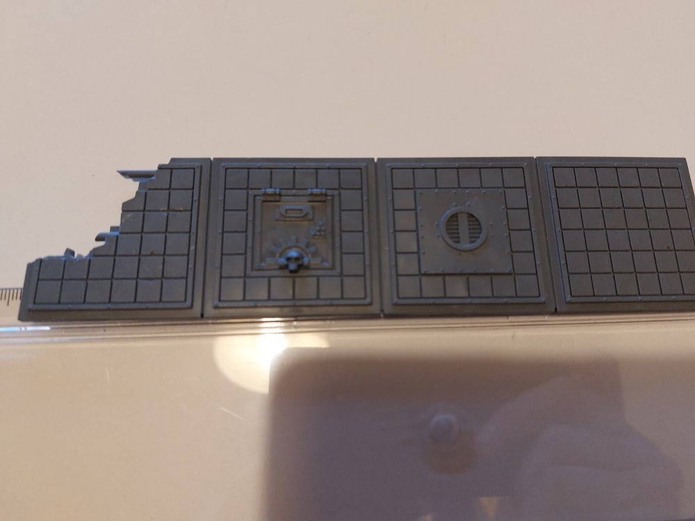 Games Workshop City Buildings - 4 Panel Floor Section, 1 Panel is Blast Damaged