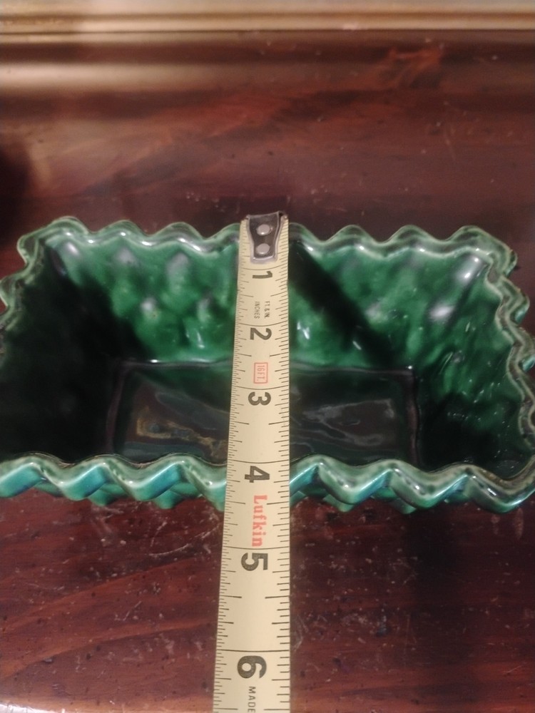 MCM UPCO USA 101 - 7" Green Rectangular Planter