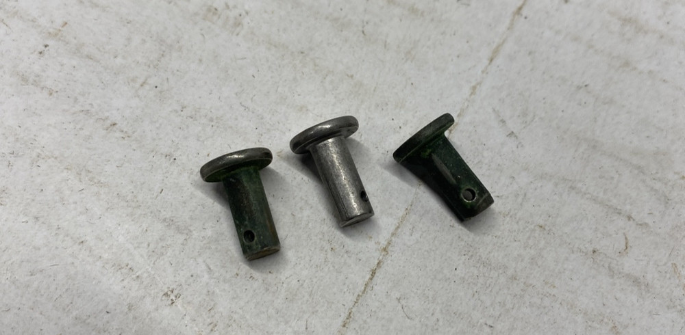 OMC Three Shift Rod Pins 304377  BB-543