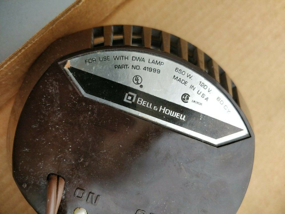 Bell & Howell 650W Floodlight for camera