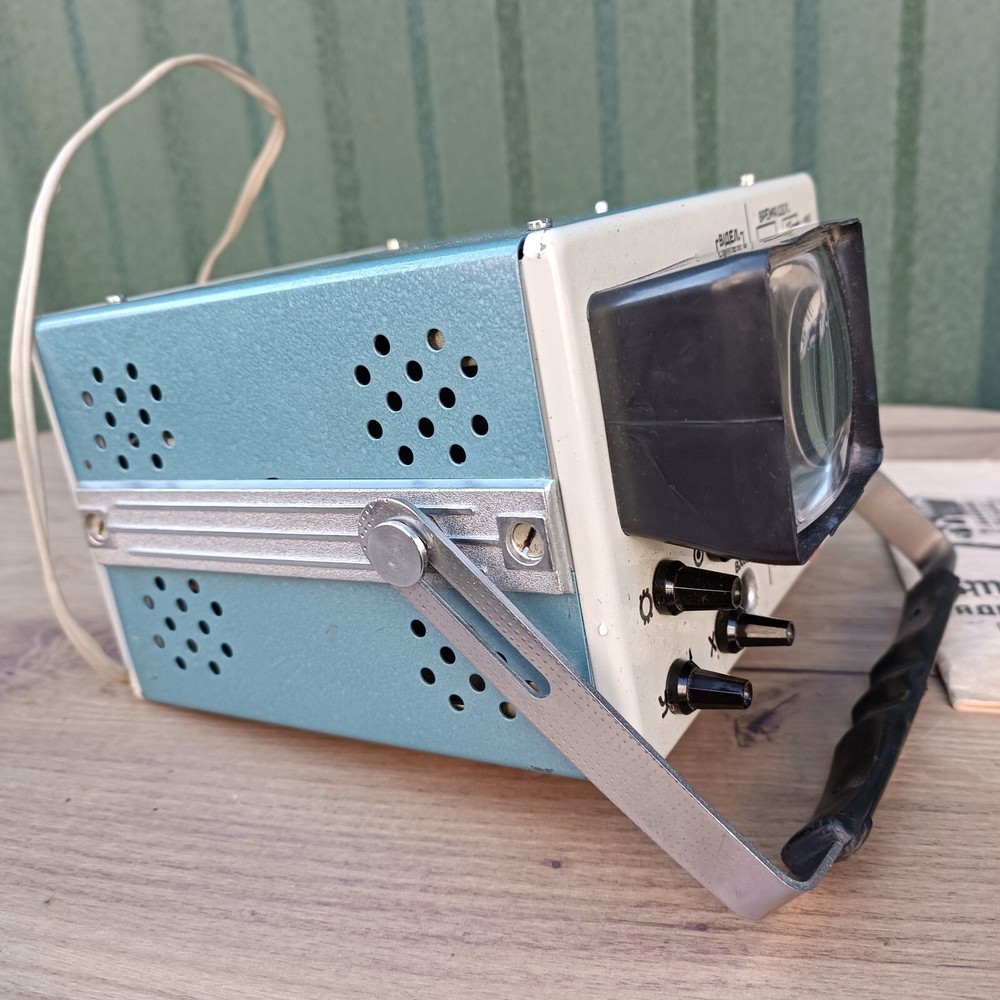 Soviet portable oscilloscope OML-2-76 WORKING