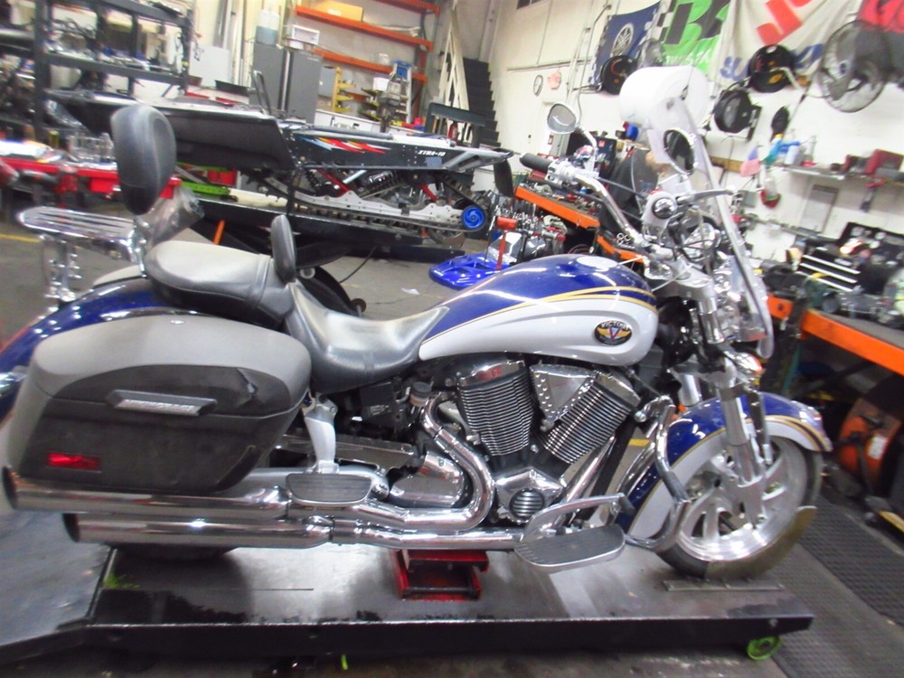 2005 04-05 Victory Kingpin Right Switch Throttle Control Cable Handlebar Grip