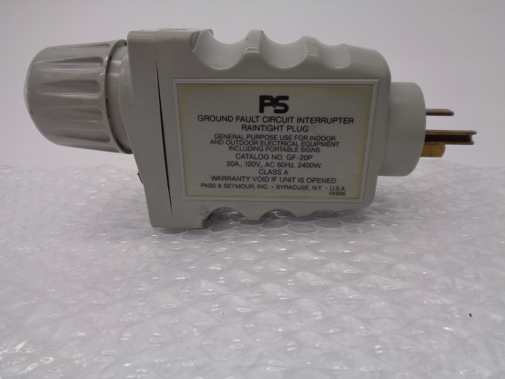 PASS & SEYMOUR GF20-P PLUG NSMP