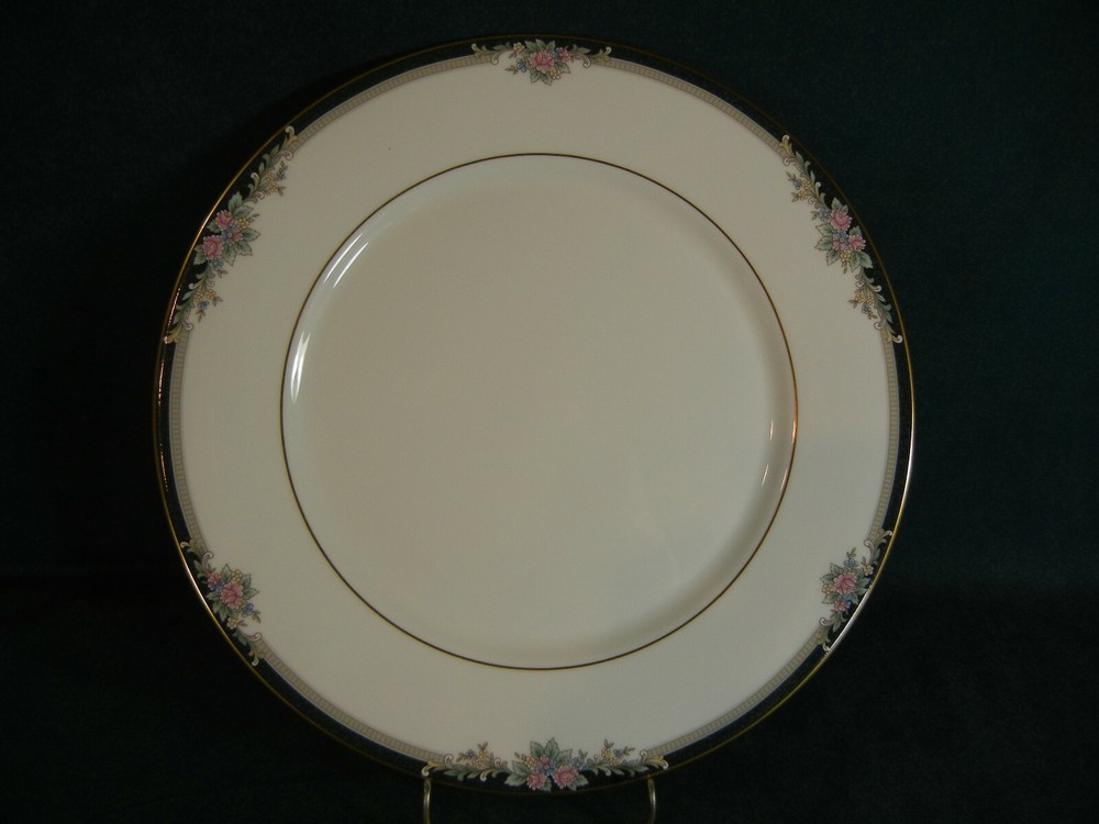 Lenox Alyssa 10 3/4"  Bone China Dinner Plate(s)