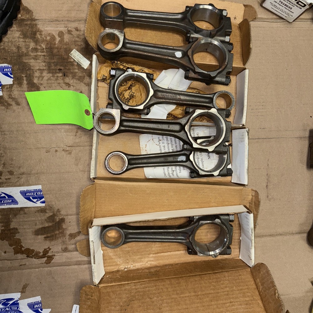 International Dt360 Connecting Rods