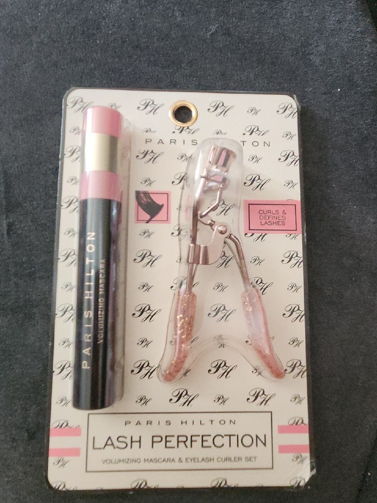 Paris Hilton Eyelash Curler New with mascara