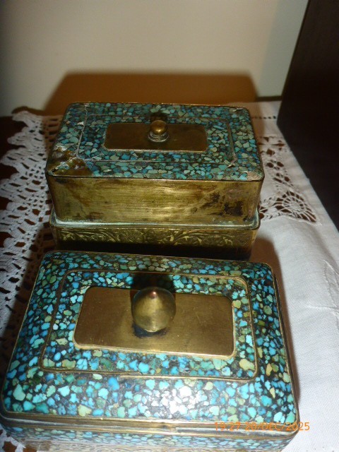 Antique Turquoise Chip Mosaic On Brass Rectangular Hinged Double Box Tea/Snuff