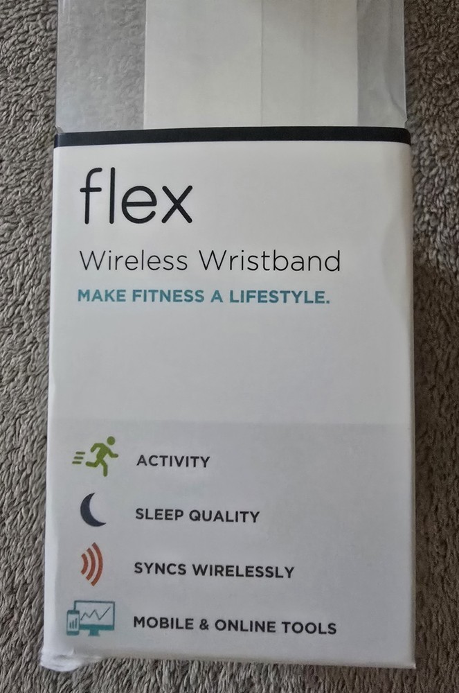 Fitbit Flex Wireless Activity Tracker - Black (FB401BK).