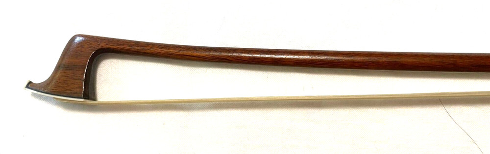4/4 violin bow stamped A RICHAUME