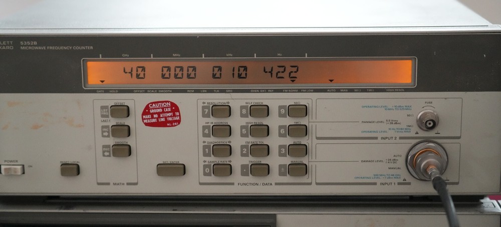 HP 5352B 005 010 46GHz Microwave Frequency Counter