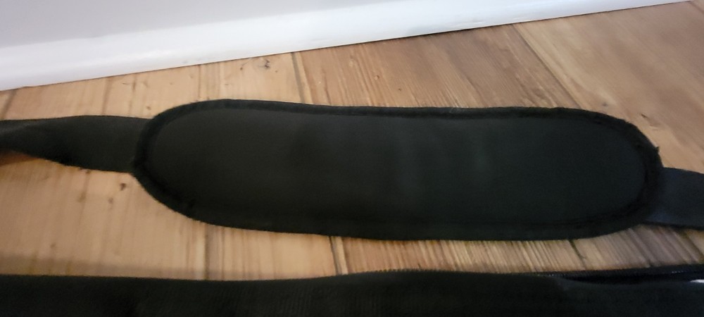 Golf Bag For Beer - Green Strike Golf - Keeps Drinks Cool Due To Insulation