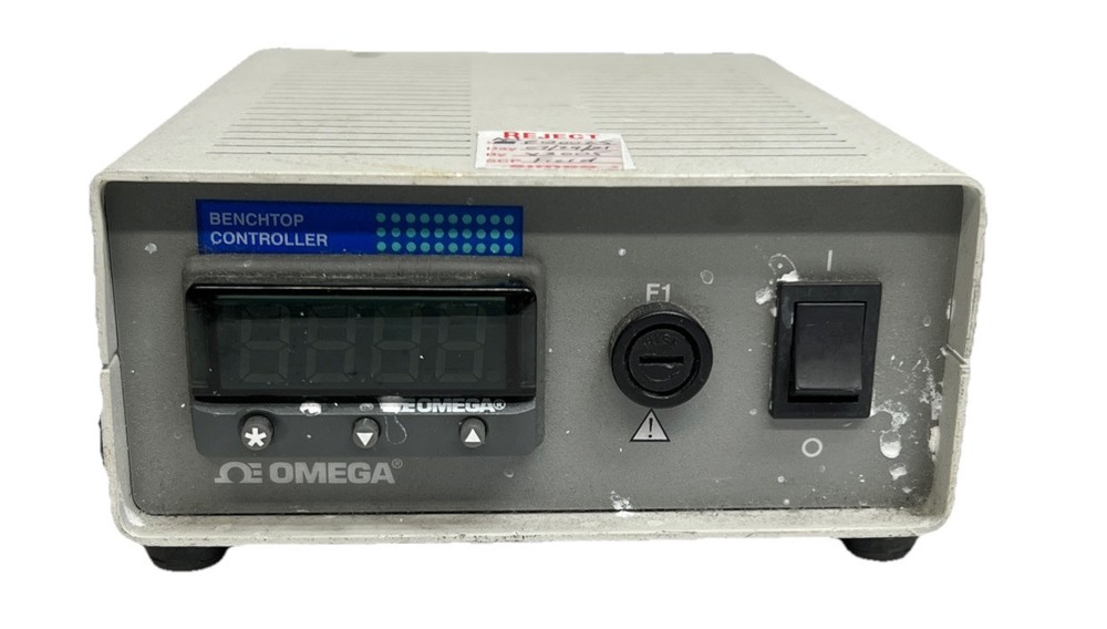 Omega Model CSC32 Benchtop Controller