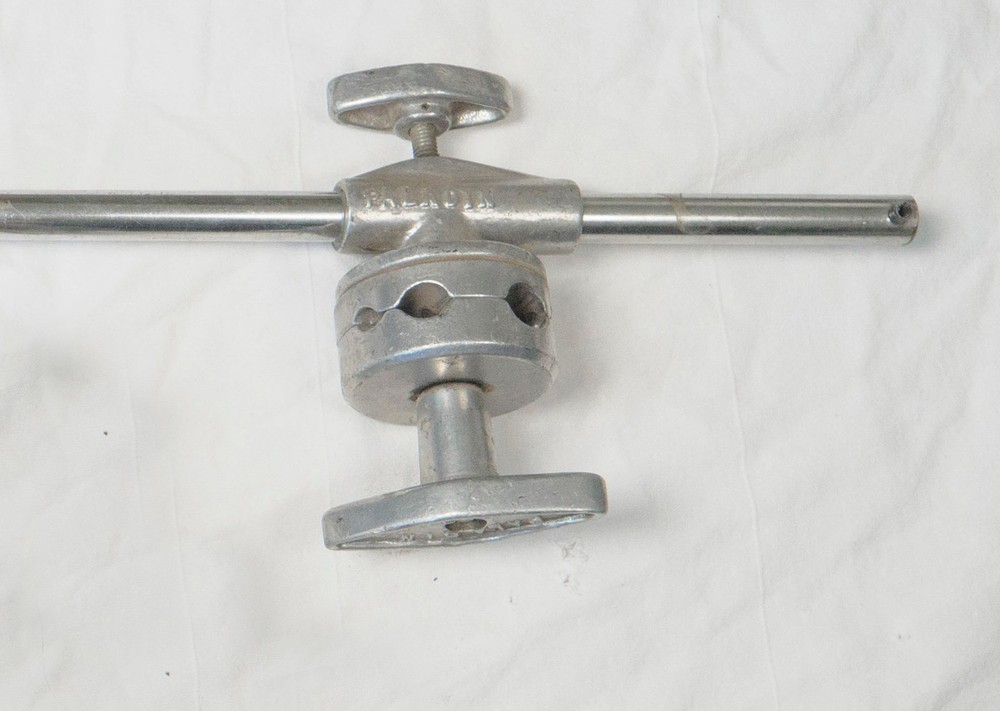Paladin Branded 30" extension arm with Grip Head