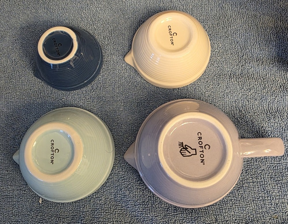 Crofton 4-piece ceramic measuring cup set.