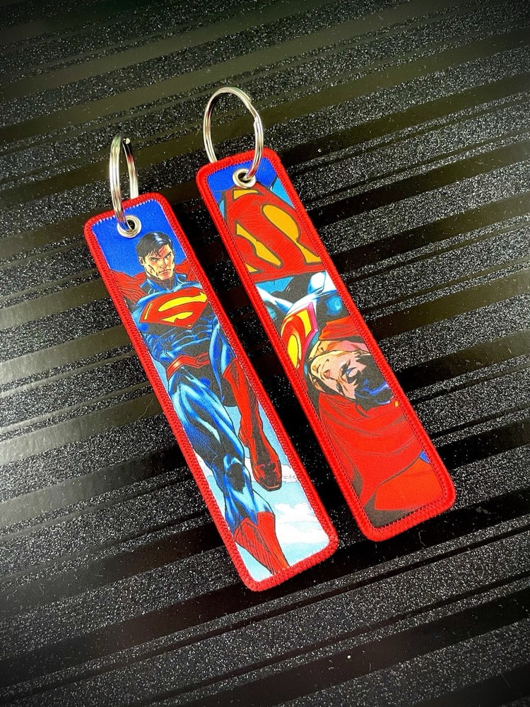 1 Piece Double Sided 5 Inch Superman Keychain